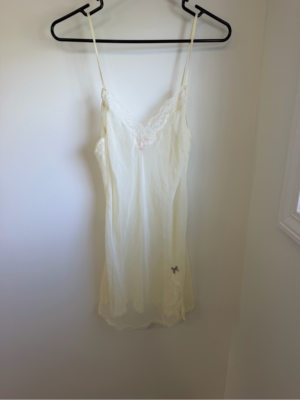 Victoria’s Secret VS medium Lace trim Sheer Slip Dress nightie lingerie nightwea